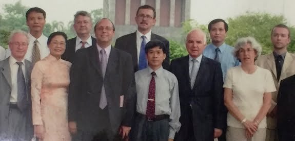 nguoi_nuoc_ngoai_1-1